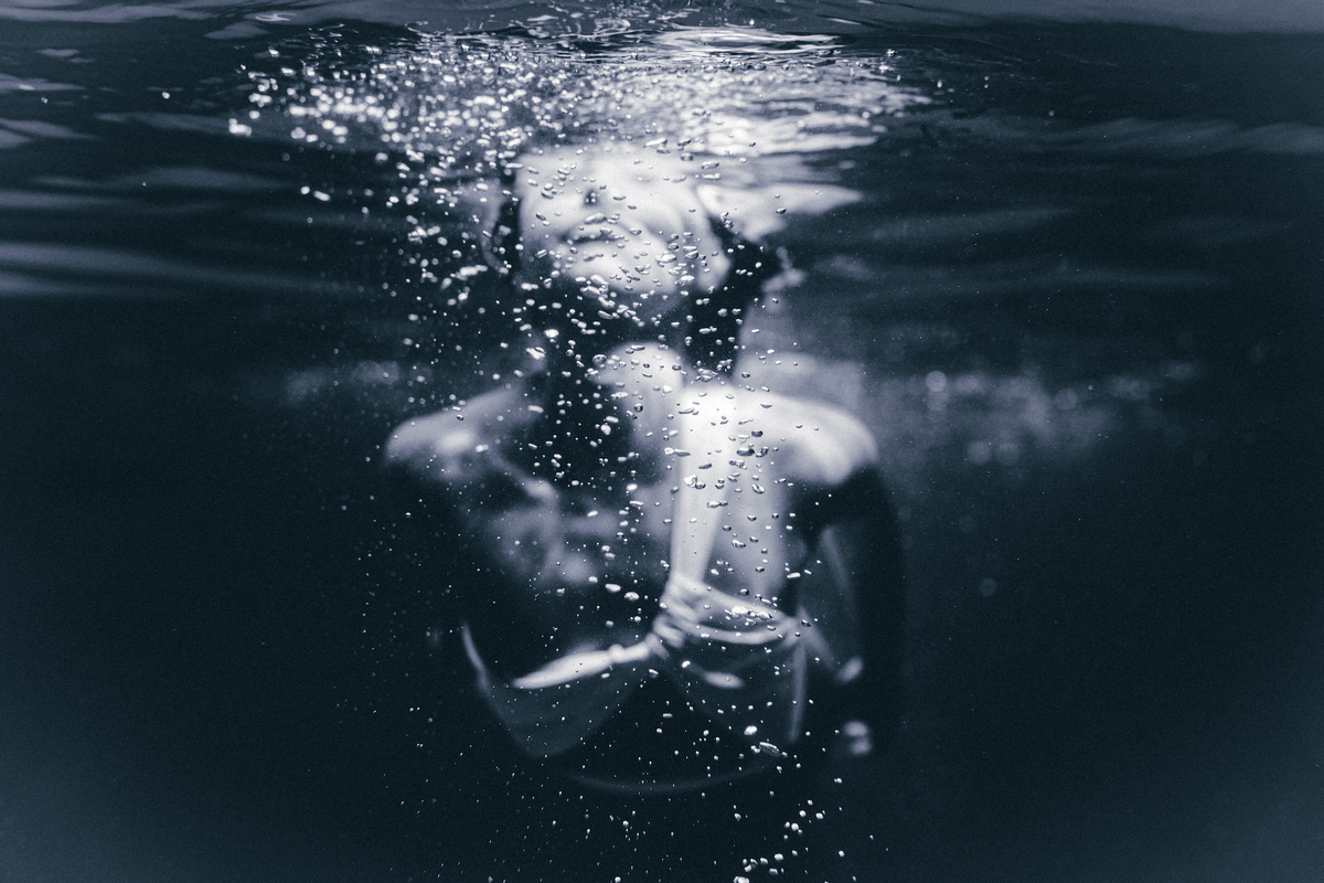 plunge into deadofnight woody oriental oud | strangelove nyc