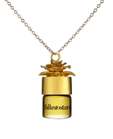 fallintostars potion pendant carrying your favorite perfume in a gold necklace. Necklace allows you to substitute fragrances at your desire.